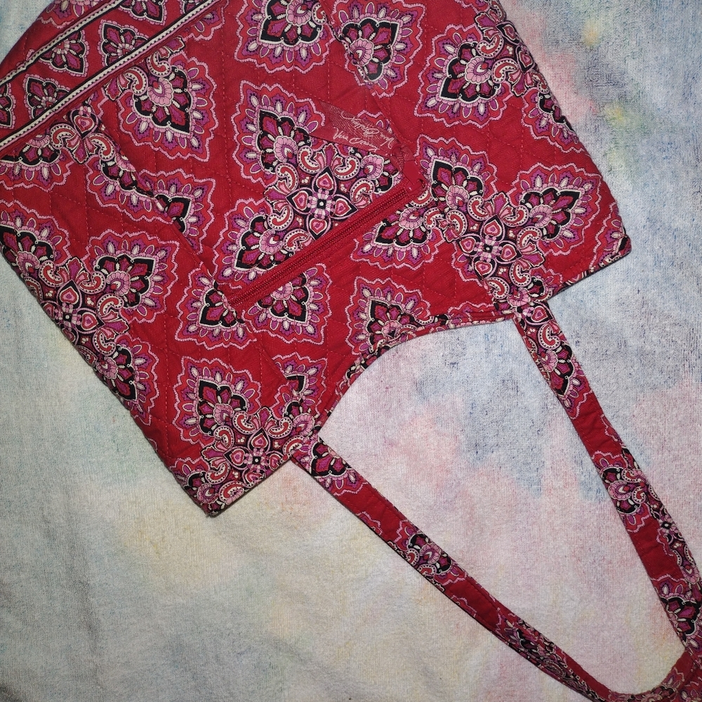 Vera Bradley beautiful red purse